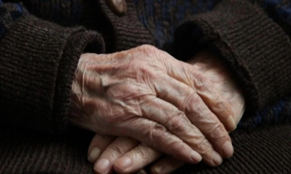 Πάτρα: Επιτήδειοι που παρίσταναν τους εφοριακούς ''ξάφρισαν'' δύο ηλικιωμένες
